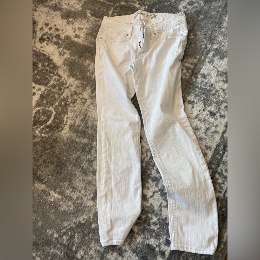 Seven7 Skinny Jeans